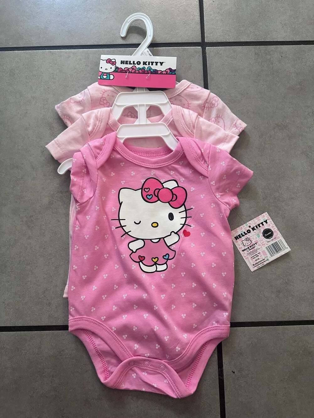 Hello Kitty Baby Girls 3-Pack Bodysuit Set